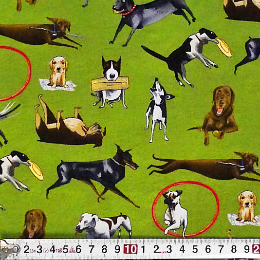 色々な表情の犬たち トス/グリーン 110*90