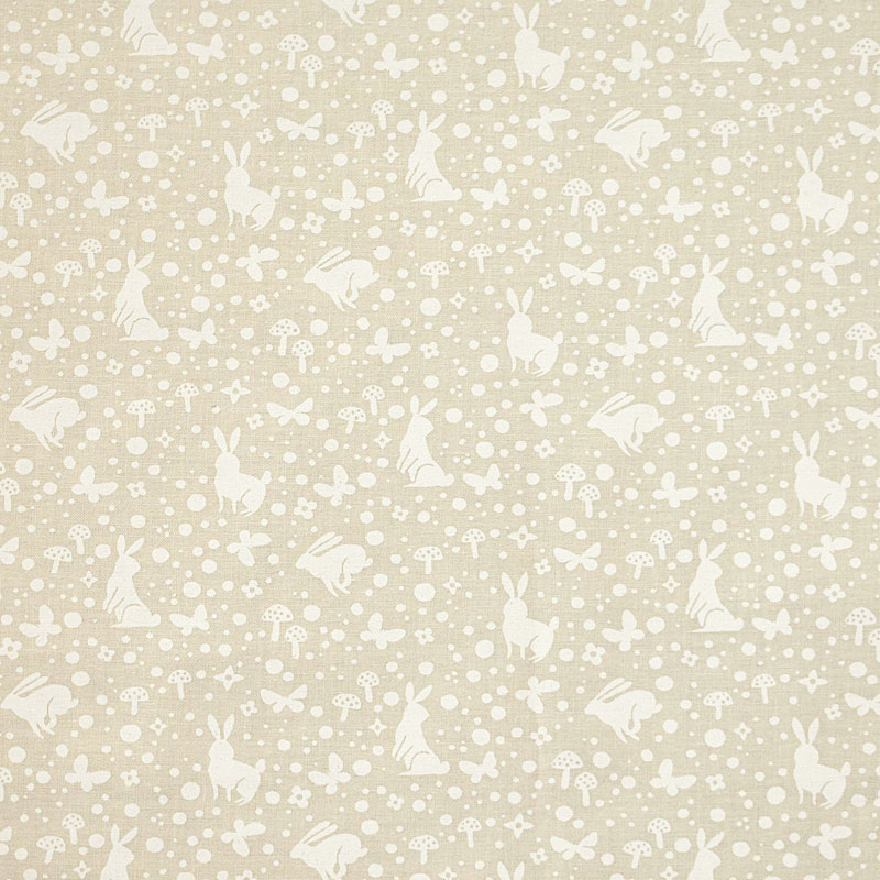 白ウサギ、蝶々、キノコ クリーム